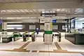 東口改札（2022年12月）