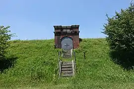 旧天王貯水池正面
