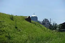 旧天王貯水池の入口と反対側の写真