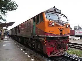 新塗装の4556号機スラートターニー駅にて