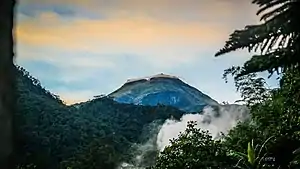 アポ山