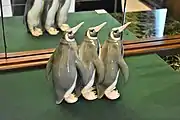 ペンギンを模したデンマーク・ロイヤル・コペンハーゲンの陶器の置物