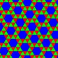正三角形4枚、正六角形1枚 (3, 3, 3, 3, 6)