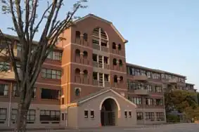 福岡・私立常磐高等学校 本館棟