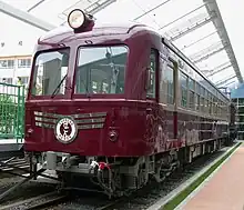 登場時の5700系通称「猫ひげ」