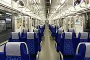 車内（クロスシート状態）