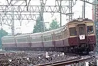 その後、5700系は貫通型となった