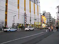 曳舟川通りから駅を見る(2008年1月3日)