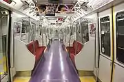 車内（1次車）