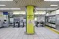 第一京浜方面改札（2022年12月）