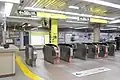 大江戸線改札(2022年12月)