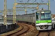 10-300形1・2次車(京王稲田堤駅)