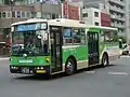 昔は低公害車も充当された。(L-B646)現在除籍済。