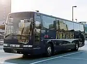 特急すずらん号 右:旧塗装