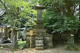 宝篋印（陀羅尼）塔