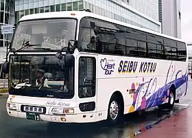 貸切バス(現在の塗装)