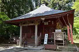 薬師堂（近影）