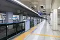 東西線2番線ホーム（2022年5月）