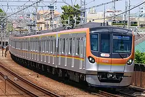 副都心線で使用される17000系(2022年5月23日 東急東横線多摩川駅)