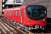 2000系(2022年11月8日 / 後楽園駅)