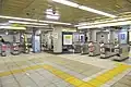 桜田通り方面改札（2022年11月）