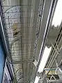 ステンレス線を組んだ荷棚網