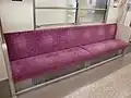 客用扉間の座席（新モケット）
