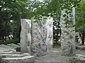 石のオブジェ「五大陸」
