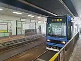 停車中の8900形電車(2022年7月)