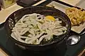 月見うどんとかき揚げ(右端)