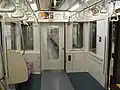 4次車の車椅子スペース（右側）