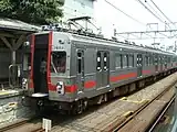 蒲田側からみた第3編成パンタグラフはデハ7650形とデハ7670形に1基ずつで、デハ7670形は中間車形状