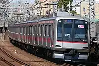 2019年度製造の5178F変更されたスカートが目立つ。