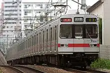 8590系