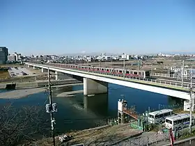 多摩川橋梁（多摩川 - 新丸子間）