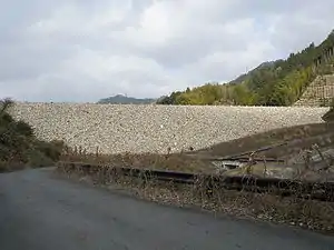 苫田鞍部ダム