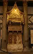 「対立教皇ヨハネス23世の霊廟」(1425年 - 1427年)サンタ・マリア・デル・フィオーレ大聖堂サン・ジョヴァンニ洗礼堂