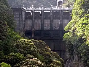 殿山ダム