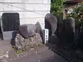 虎が塚(虎御前石)
