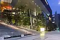 新橋方面の入口