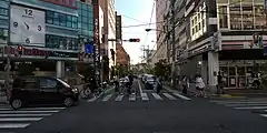 鳥飼藤崎線(城西3丁目交差点付近、福岡市早良区、左:祖原、右:西新)