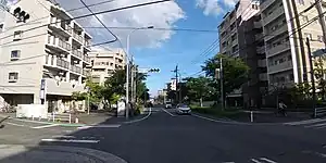 鳥飼姪の浜線(南庄六丁目交差点付近、左:室見、右:南庄)