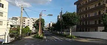 鳥飼姪の浜線(室見川筑肥橋東交差点付近、左:室見、右:南庄)