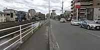 鳥飼姪の浜線(新開橋交差点付近、左:藤崎、右:原)