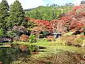 鳥見山公園・勾玉池