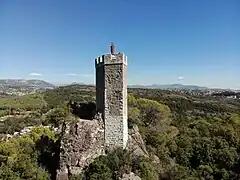 マドーヌの塔