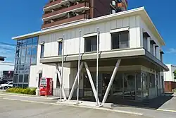 本社屋(2012年)