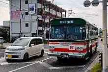 日曜日に191番で運行される沖22か906（2023年）。