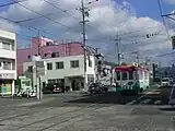安全地帯を設置する前の競輪場前停留場（2005年1月）
