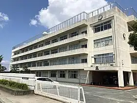 豊橋市立東部中学校